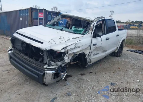 2014 Toyota Tundra Sr5 5.7L V8 z USA, uszkodzony, nr VIN 5TFDW5F19EX371153